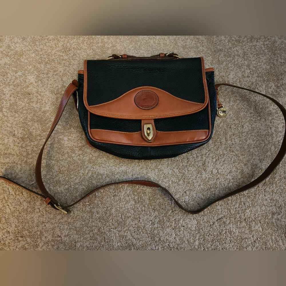 Dooney & Bourke Purse